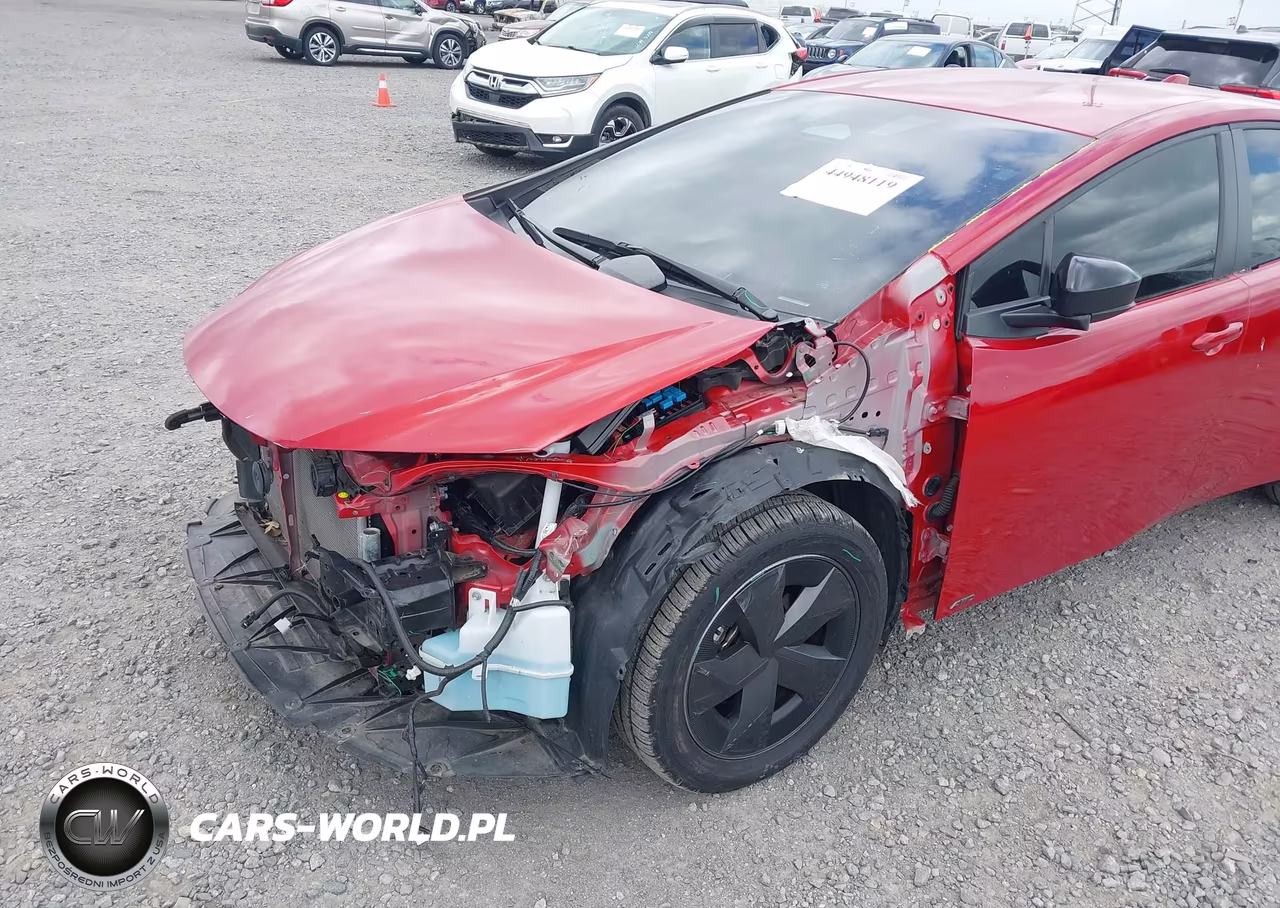 2023 Toyota Prius Le Awd-E VIN:JTDADABU8P3003865 - 6