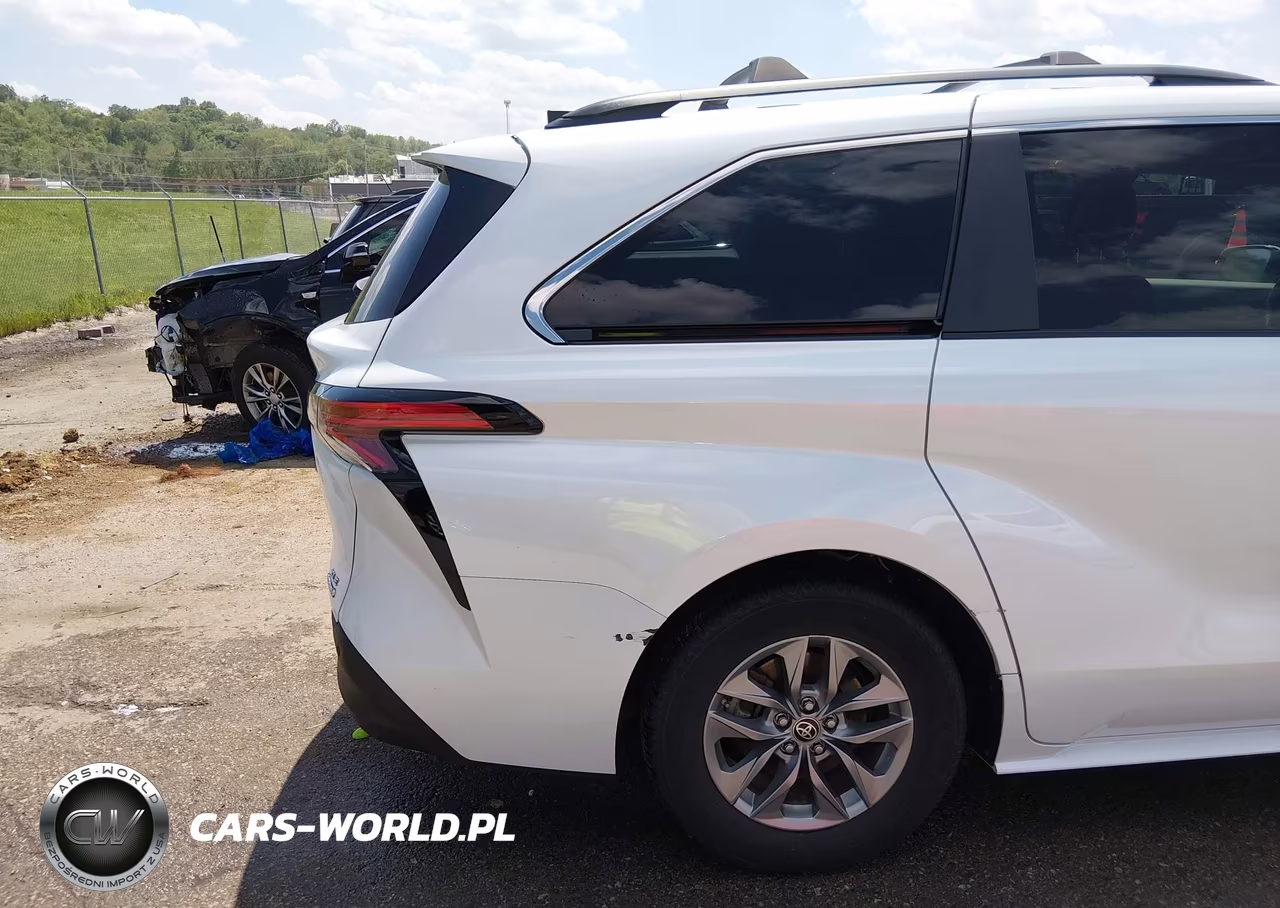 2022 Toyota Sienna Xle VIN:5TDJSKFC8NS050158 - 18