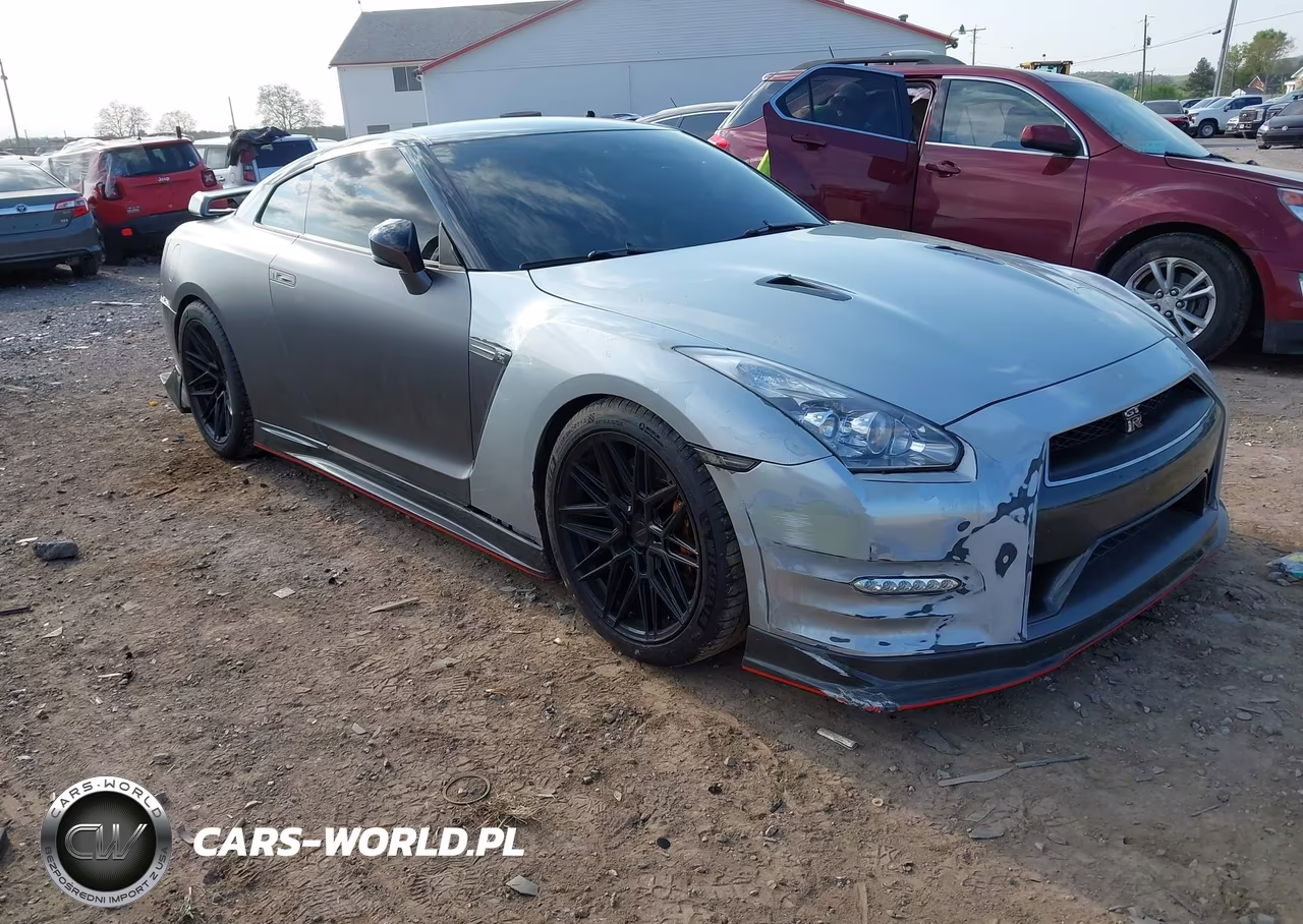 2013 Nissan Gt-R Black Edition