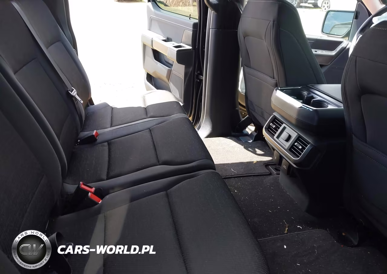 2024 Ford F-150 Xlt VIN:1FTFW3L80RFB82868 - 8