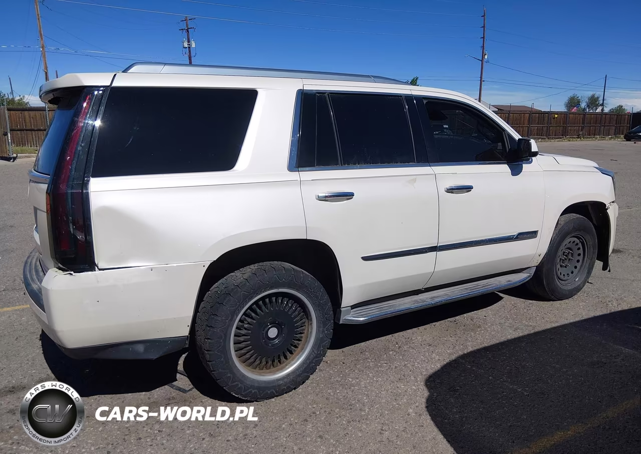 2015 Cadillac Escalade Luxury VIN:1GYS4BKJ9FR258482 - 13