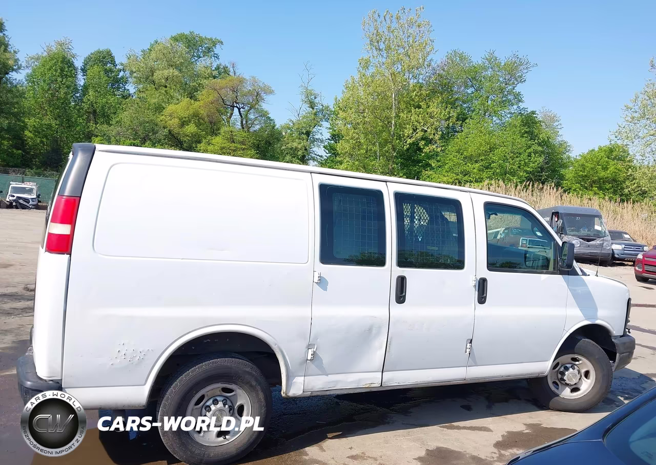 2009 Chevrolet Express 2500 Work Van VIN:1GCGG25CX91105242 - 14