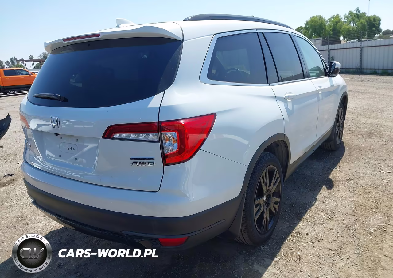 2021 Honda Pilot Awd Special Edition VIN:5FNYF6H23MB095137 - 4