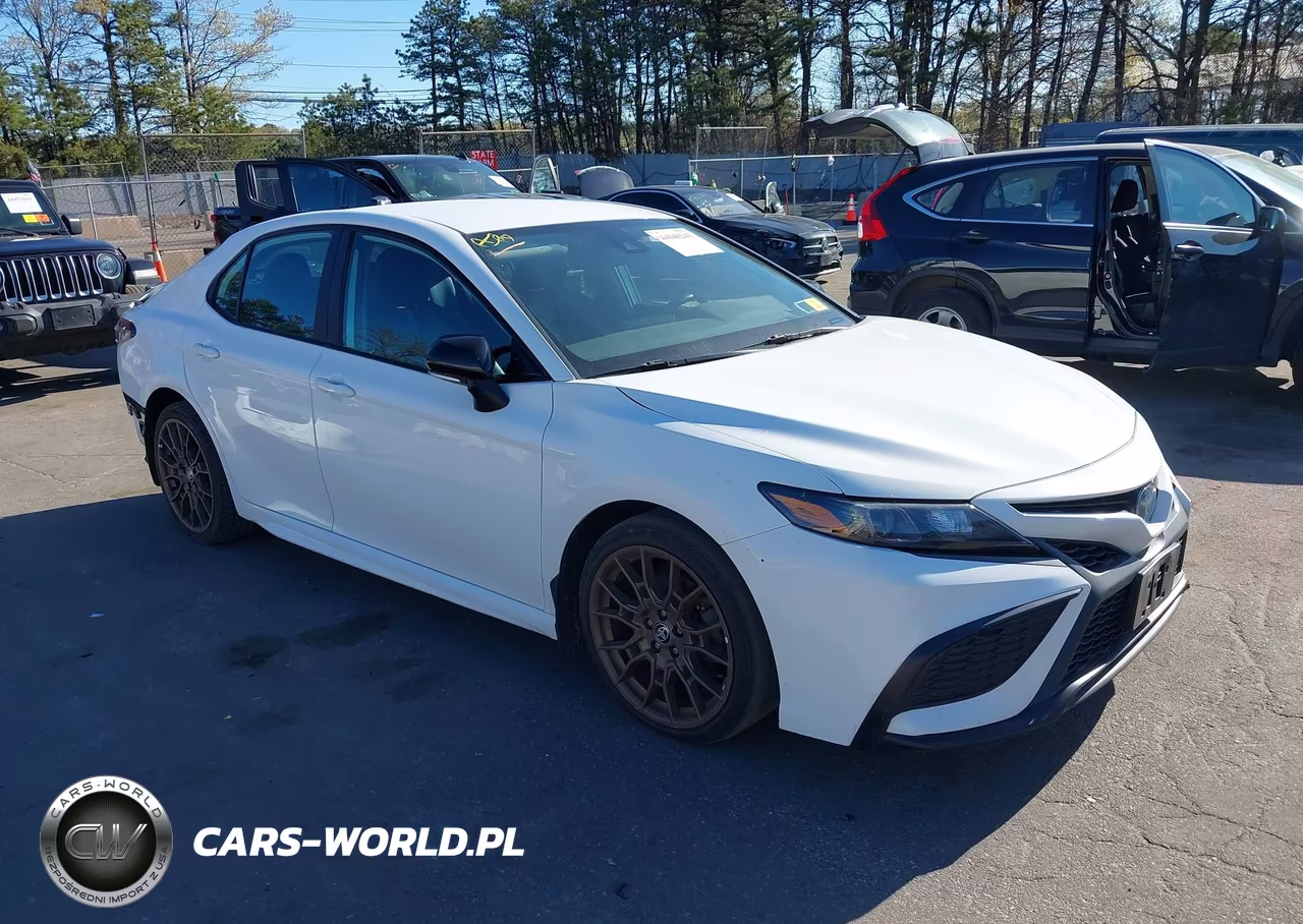 2023 Toyota Camry Se Nightshade Edition Hybrid – zdjęcie 1 z 18