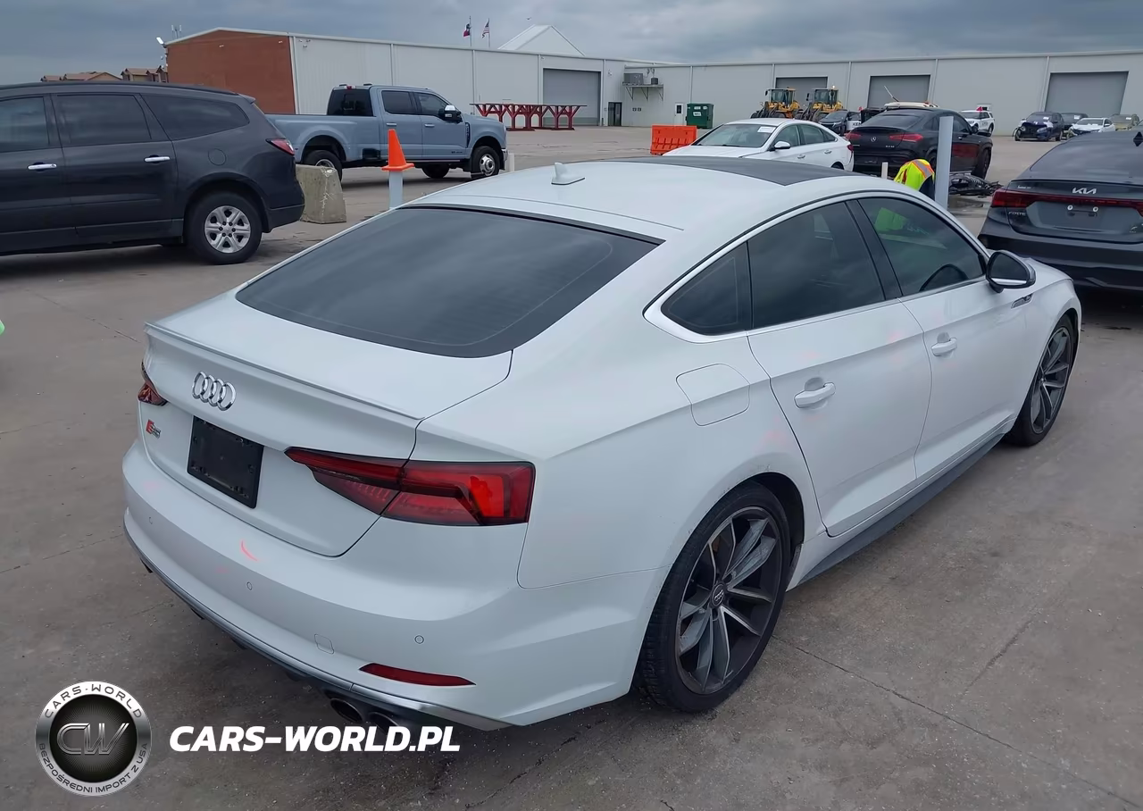 2018 Audi S5 3.0T Premium Plus VIN:WAUC4CF54JA058014 - 4