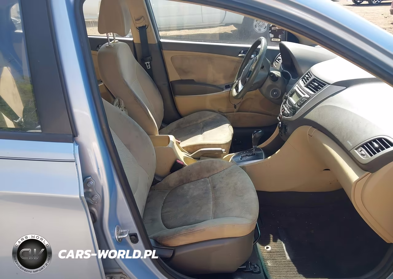 2013 Hyundai Accent Gls VIN:KMHCU4AE1DU423070 - 5