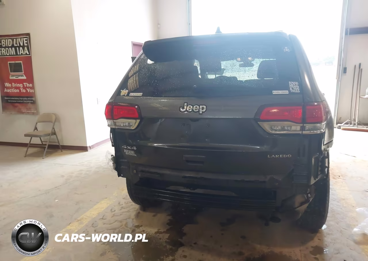 2020 Jeep Grand Cherokee Laredo E 4X4 VIN:1C4RJFAG4LC250945 - 6