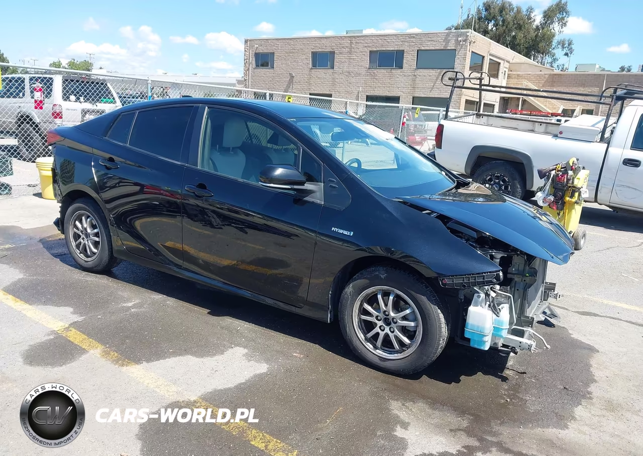 2021 Toyota Prius L Eco – zdjęcie 1 z 17