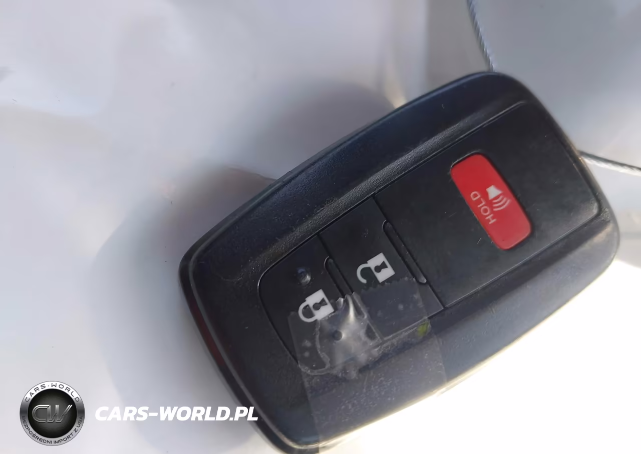 2021 Toyota Prius L Eco VIN:JTDKAMFU3M3134593 - 11