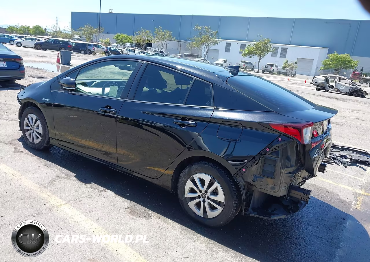 2021 Toyota Prius L Eco VIN:JTDKAMFU3M3134593 - 3
