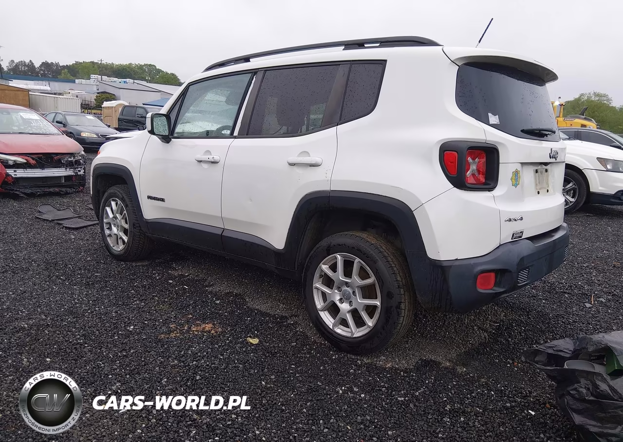 2016 Jeep Renegade Latitude VIN:ZACCJBBT0GPC82402 - 3