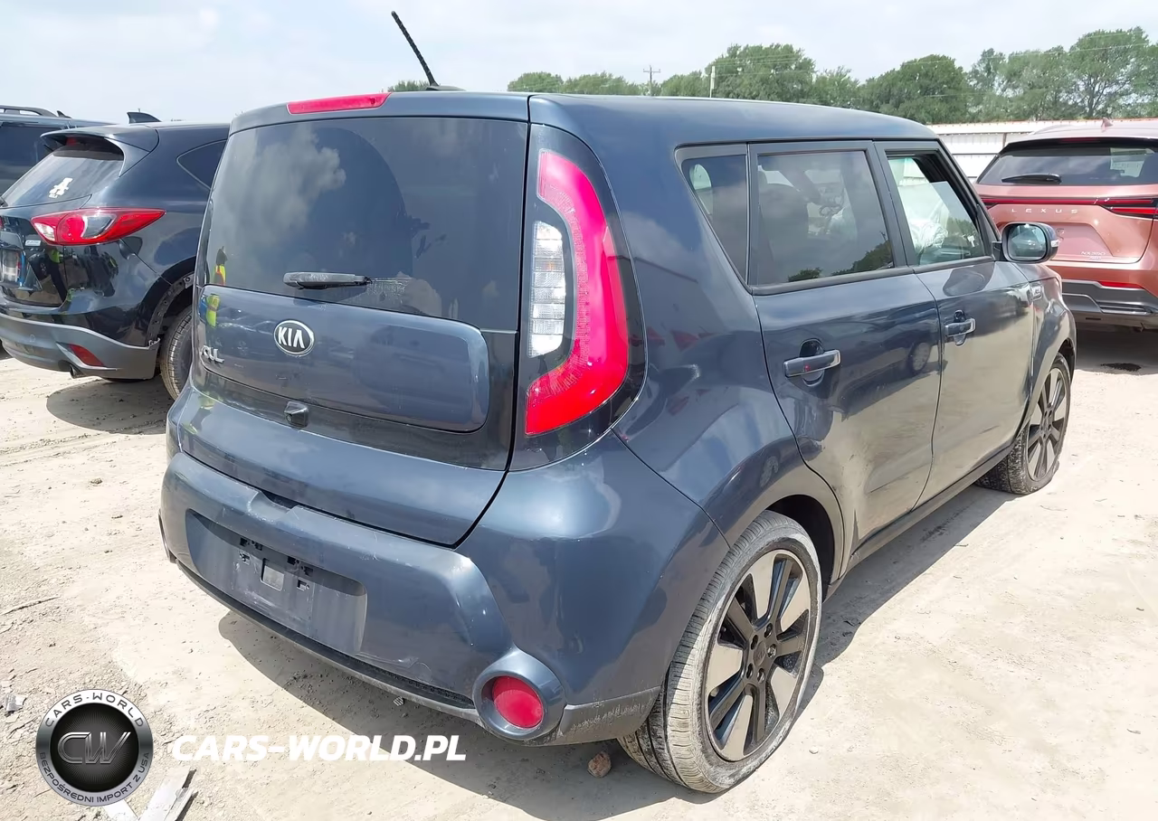 2015 Kia Soul ! VIN:KNDJX3A55F7210301 - 4