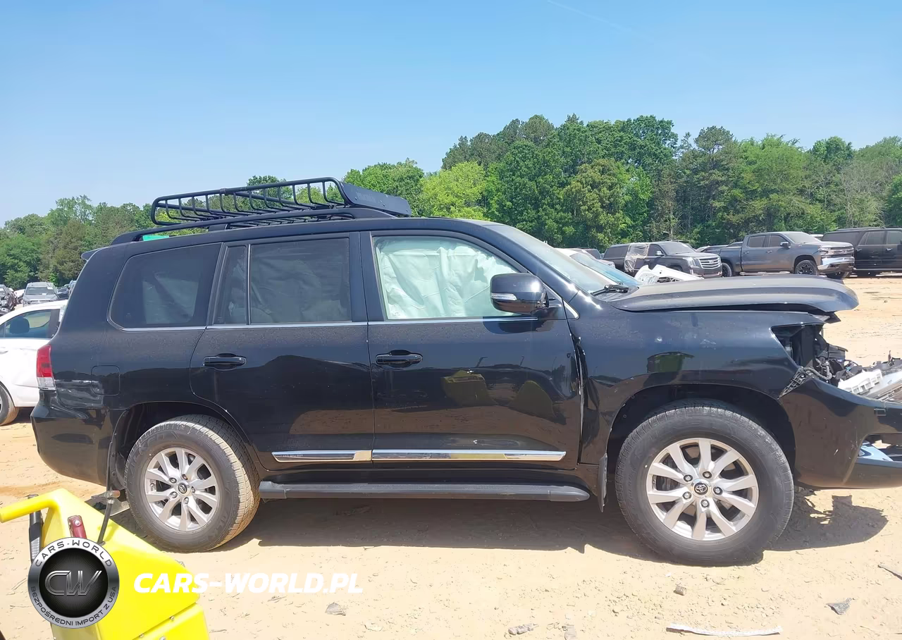 2021 Toyota Land Cruiser VIN:JTMCY7AJ2M4106454 - 13
