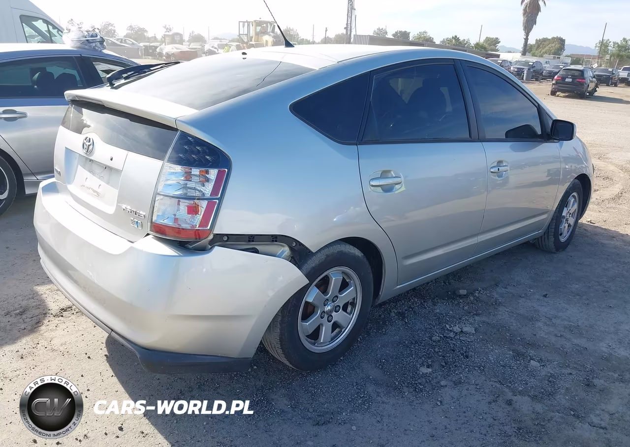 2005 Toyota Prius VIN:JTDKB20UX53042506 - 4