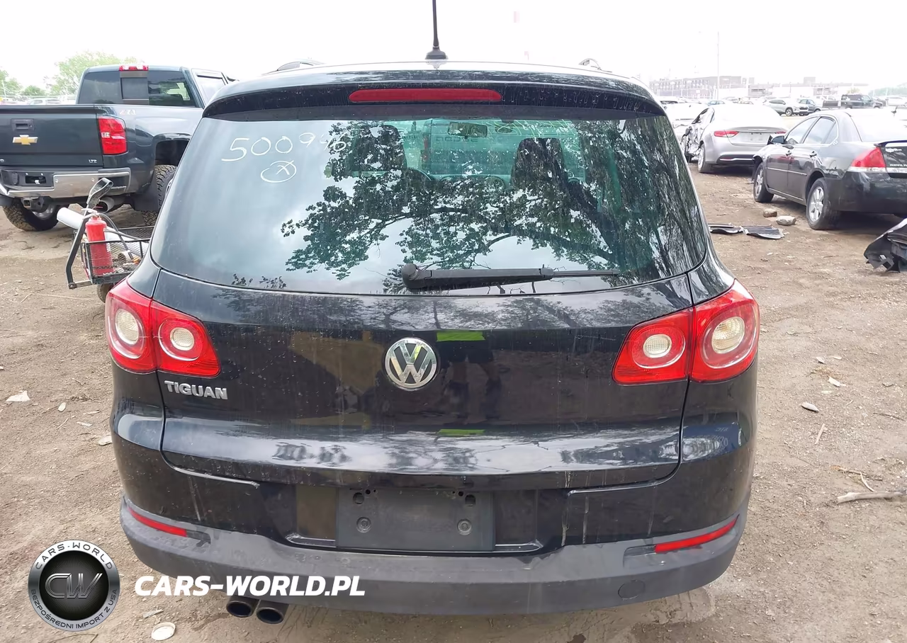 2011 Volkswagen Tiguan Se VIN:WVGAV7AX8BW500946 - 16