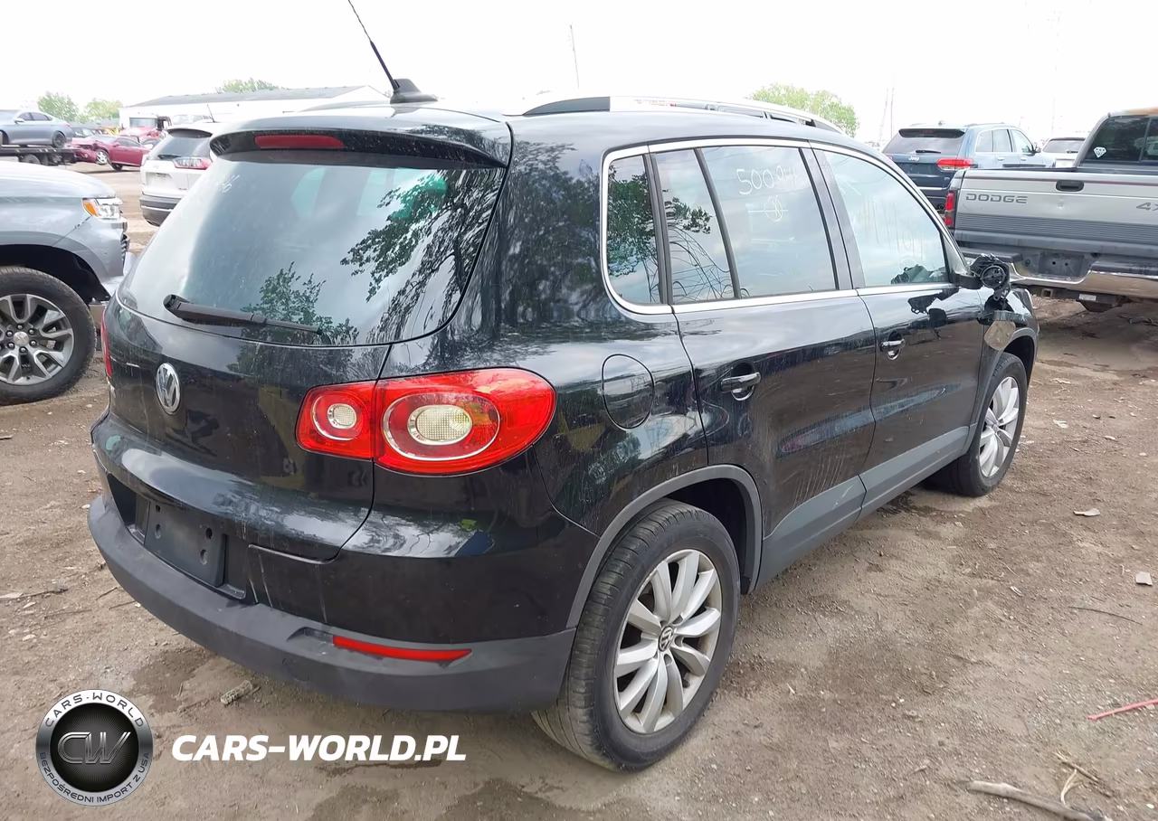 2011 Volkswagen Tiguan Se VIN:WVGAV7AX8BW500946 - 4