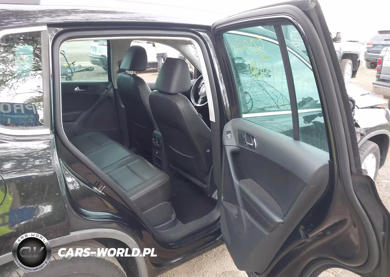 2011 Volkswagen Tiguan Se VIN:WVGAV7AX8BW500946 - 8