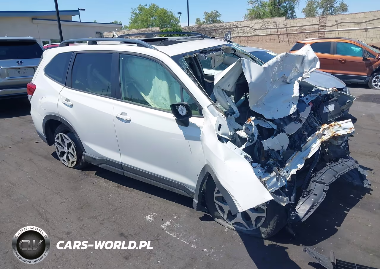2019 Subaru Forester Premium – zdjęcie 1 z 17