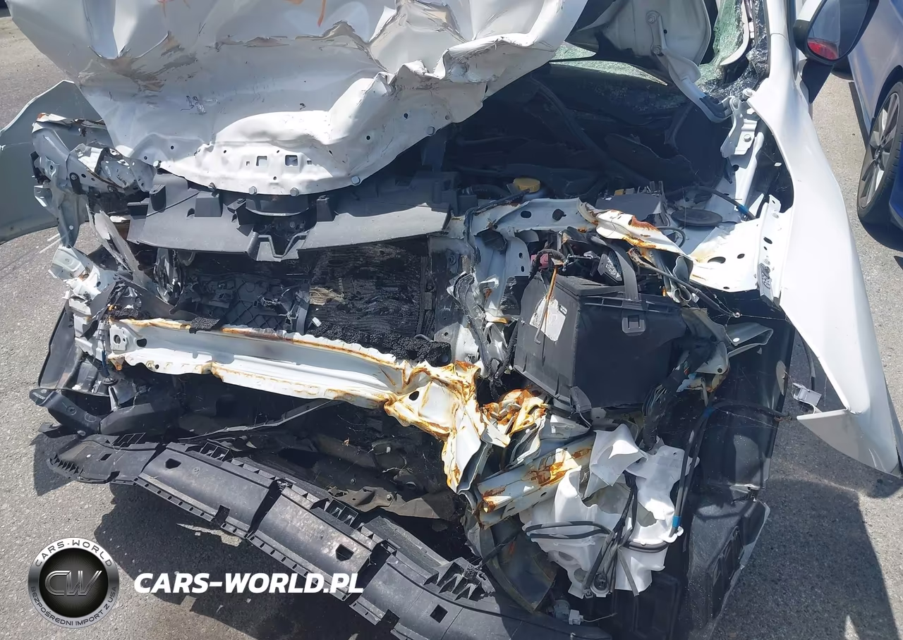2019 Subaru Forester Premium VIN:JF2SKAGC8KH572495 - 17
