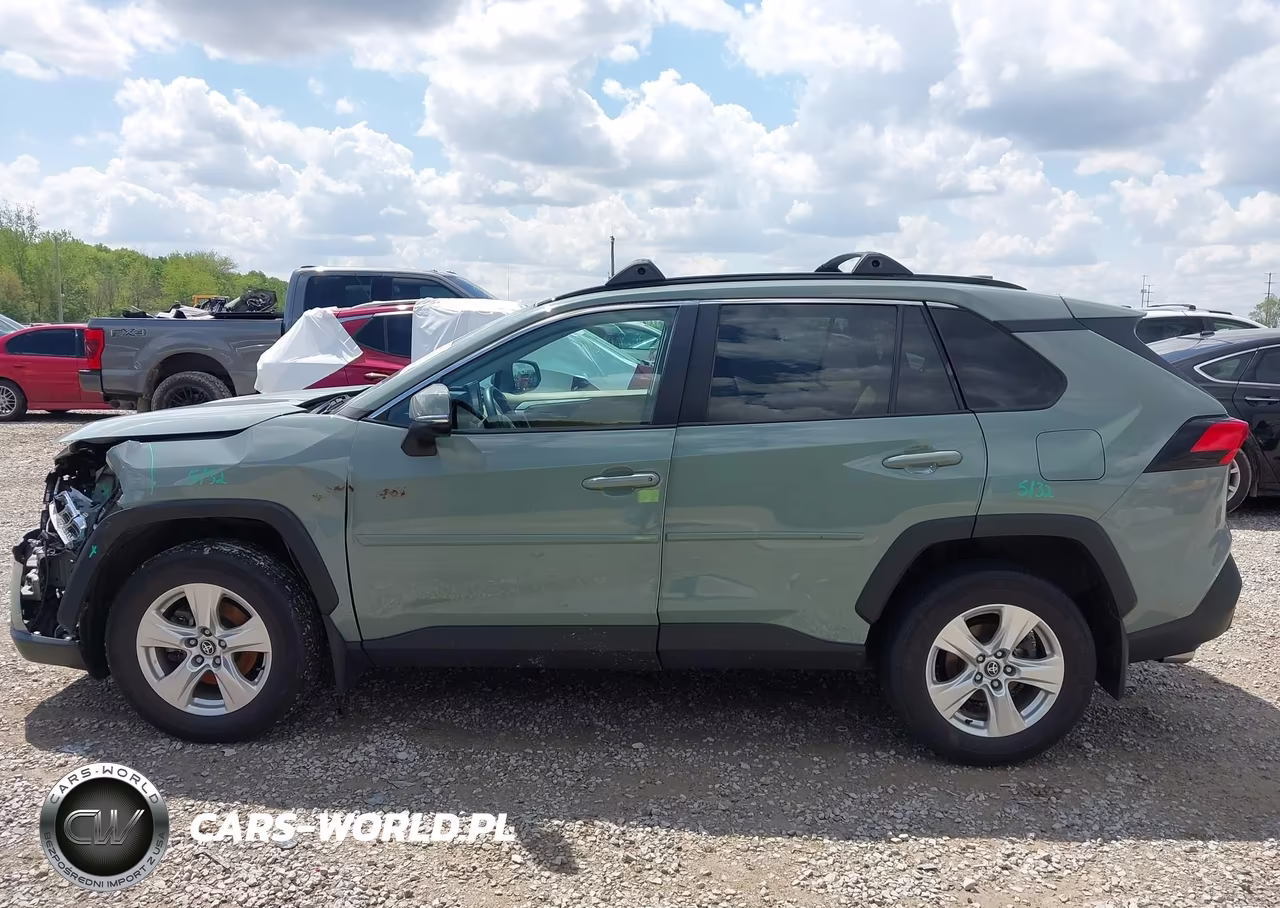 2020 Toyota Rav4 Xle VIN:2T3P1RFV0LC130896 - 14