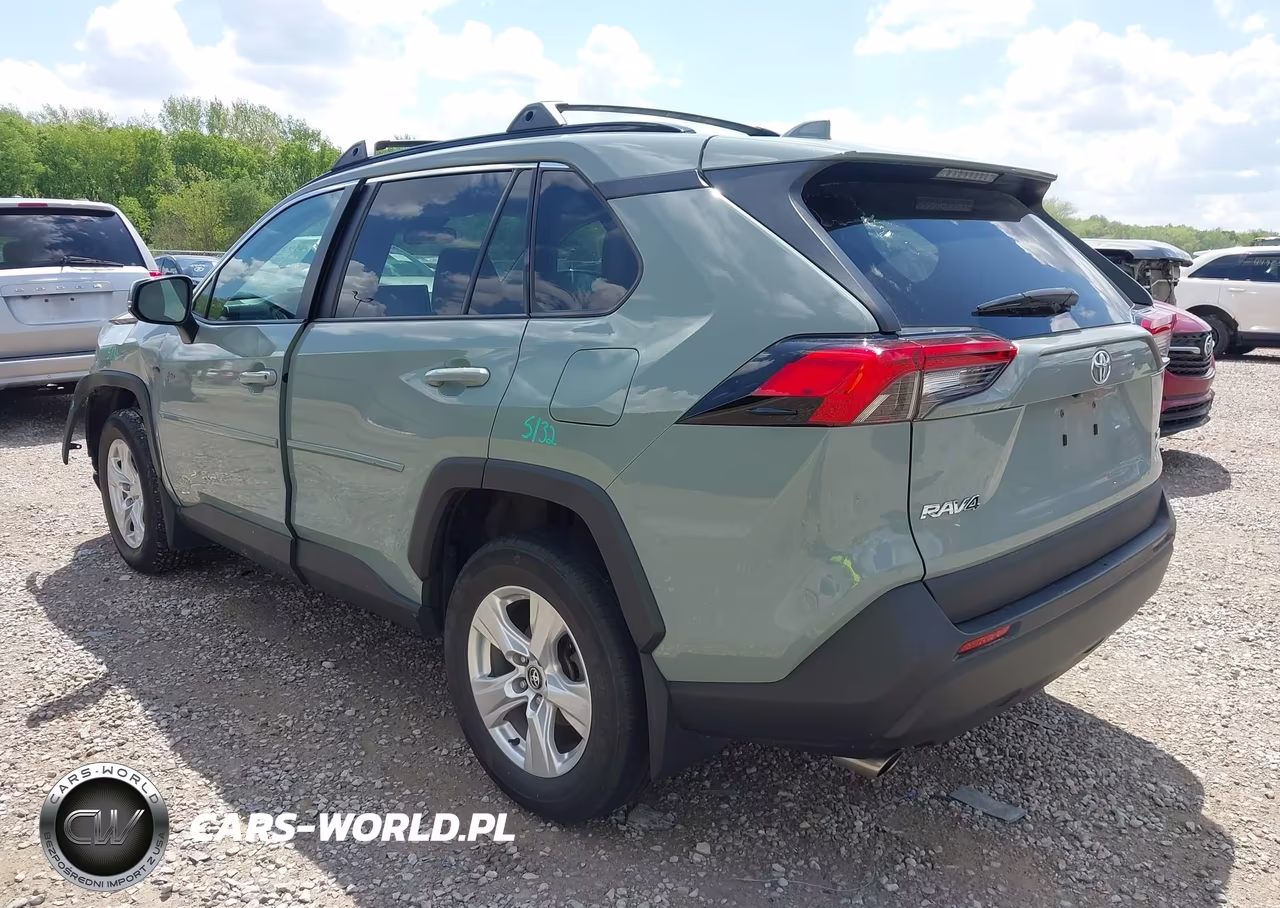 2020 Toyota Rav4 Xle VIN:2T3P1RFV0LC130896 - 3