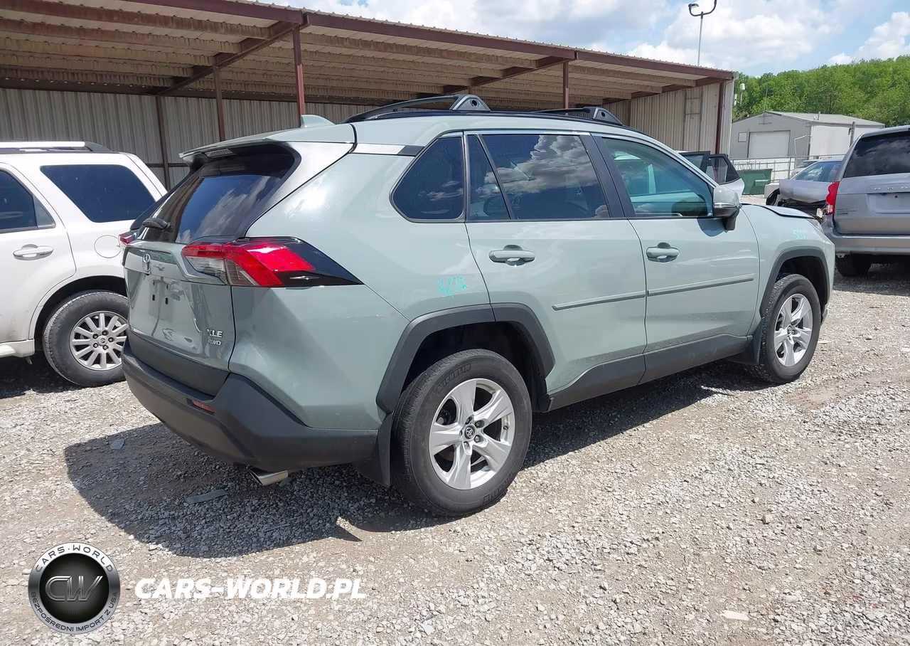 2020 Toyota Rav4 Xle VIN:2T3P1RFV0LC130896 - 4