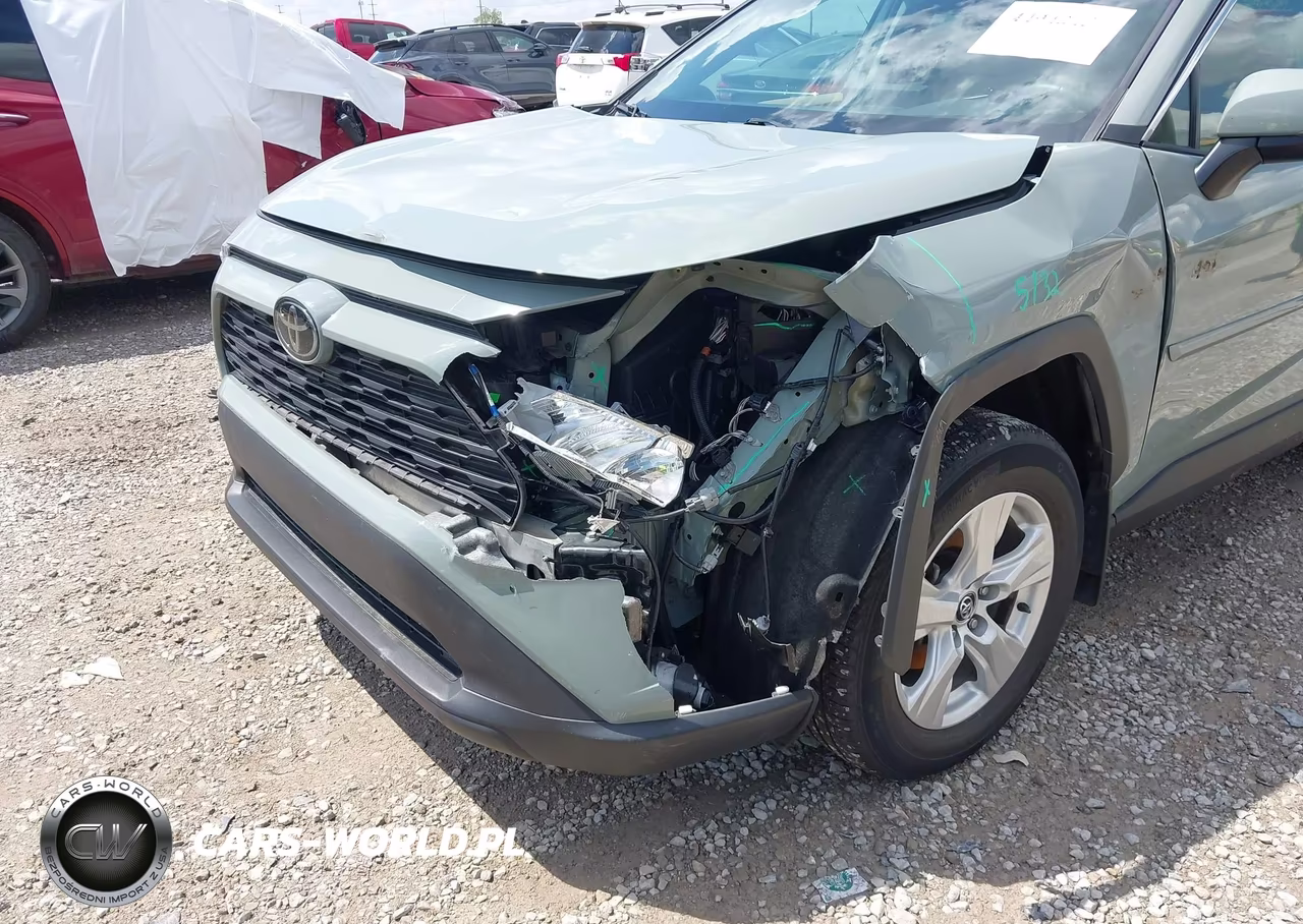 2020 Toyota Rav4 Xle VIN:2T3P1RFV0LC130896 - 6