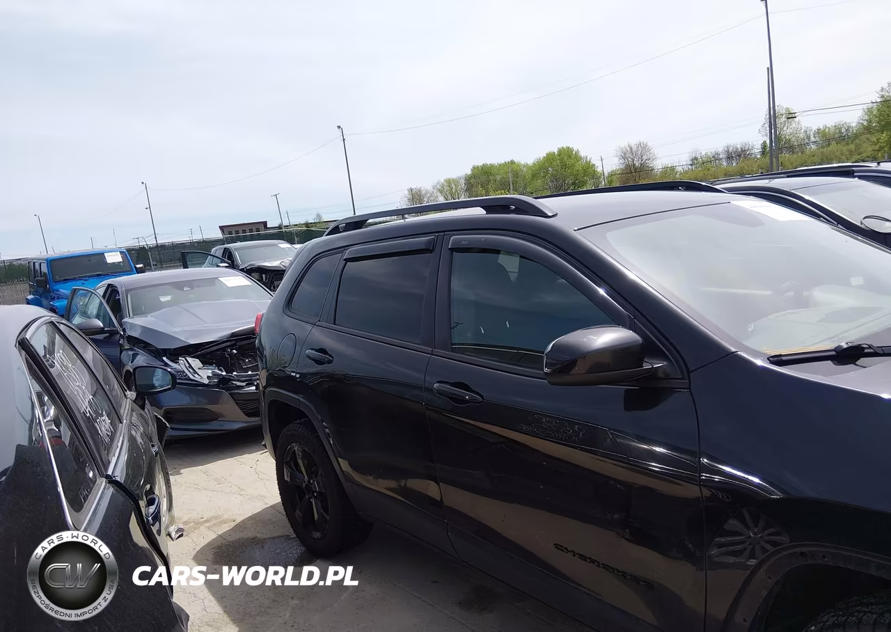 2016 Jeep Cherokee Altitude VIN:1C4PJLCS3GW106797 - 14