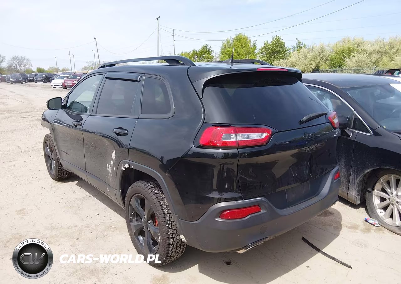 2016 Jeep Cherokee Altitude VIN:1C4PJLCS3GW106797 - 3