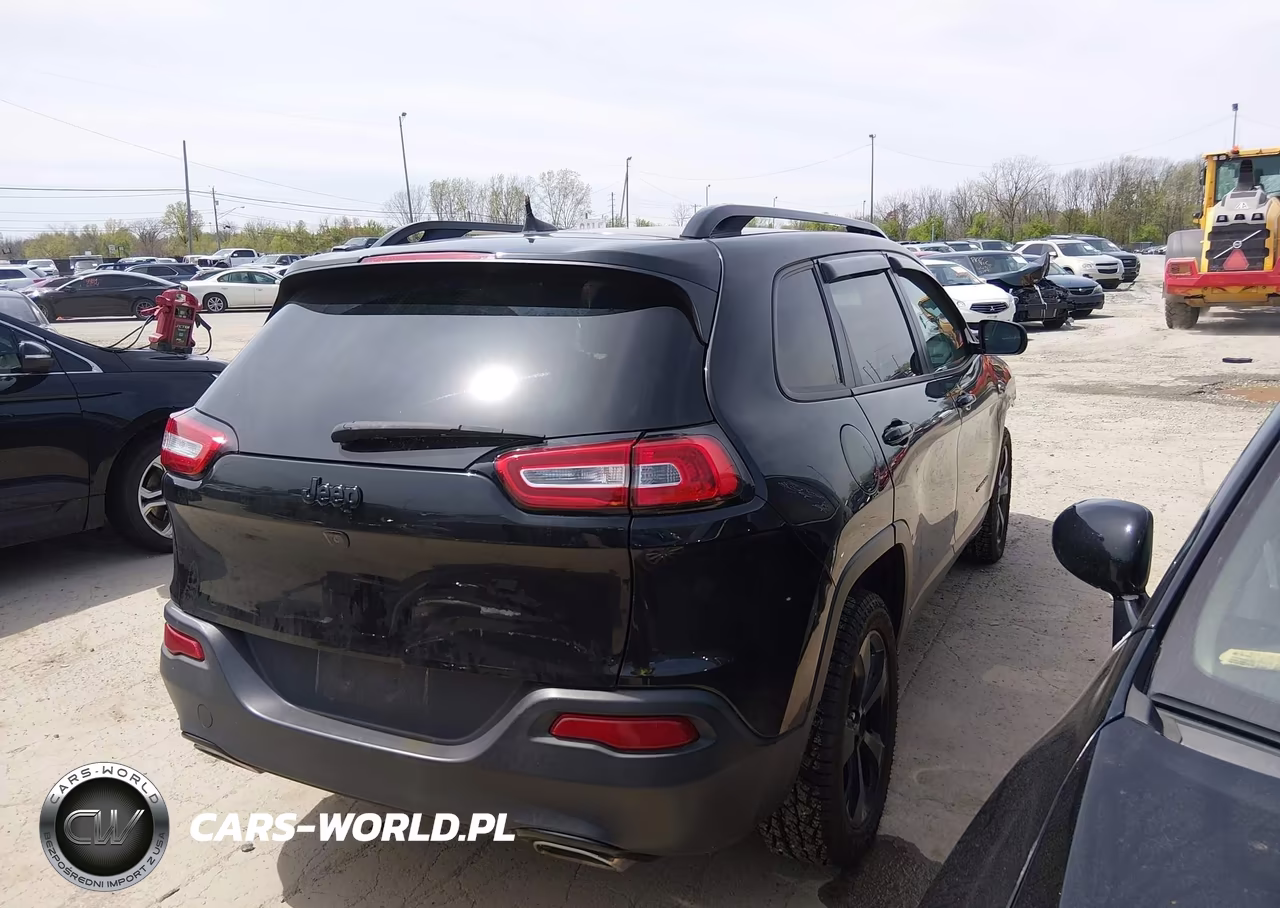 2016 Jeep Cherokee Altitude VIN:1C4PJLCS3GW106797 - 4