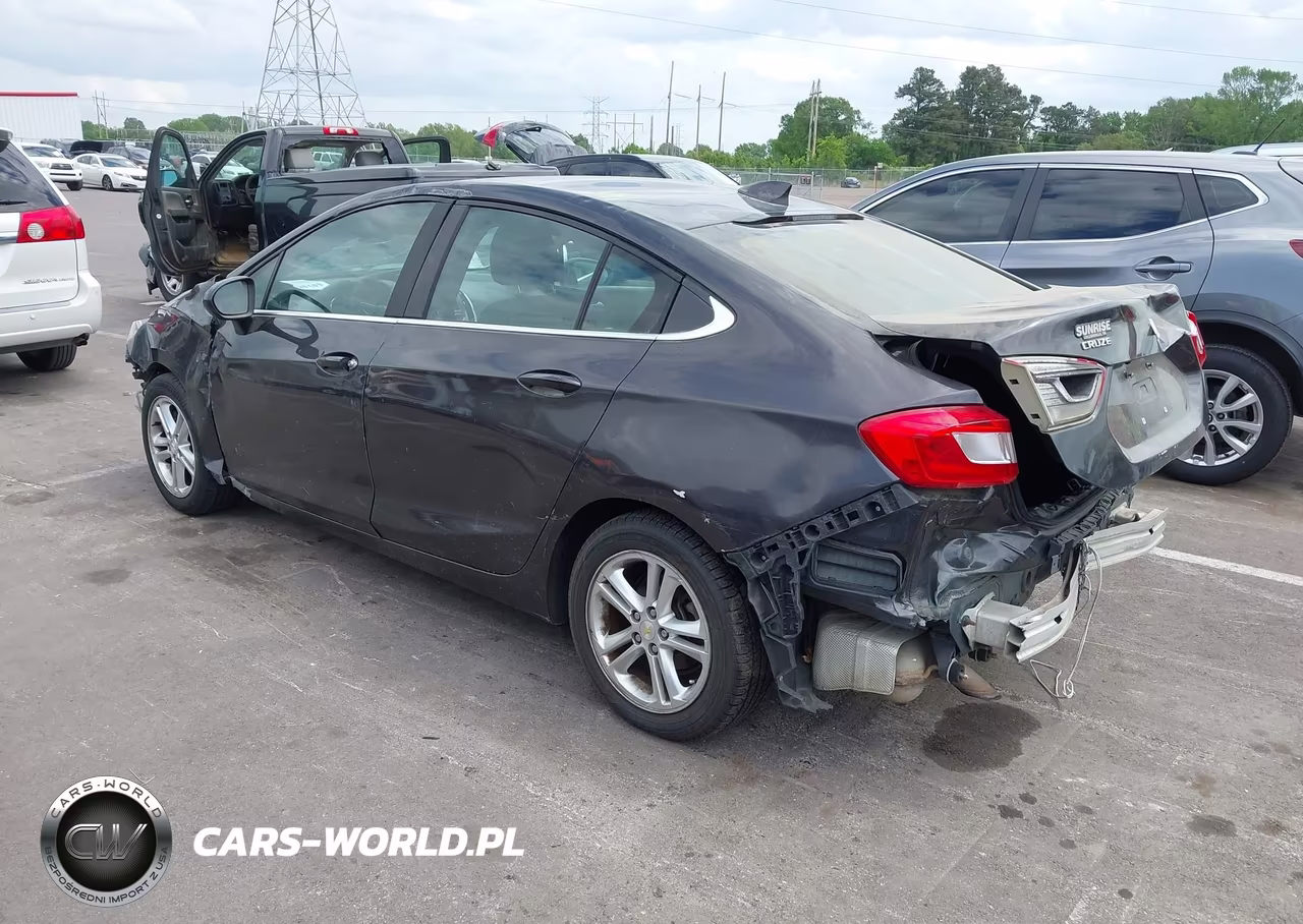2017 Chevrolet Cruze Lt Auto VIN:1G1BE5SM1H7105410 - 3