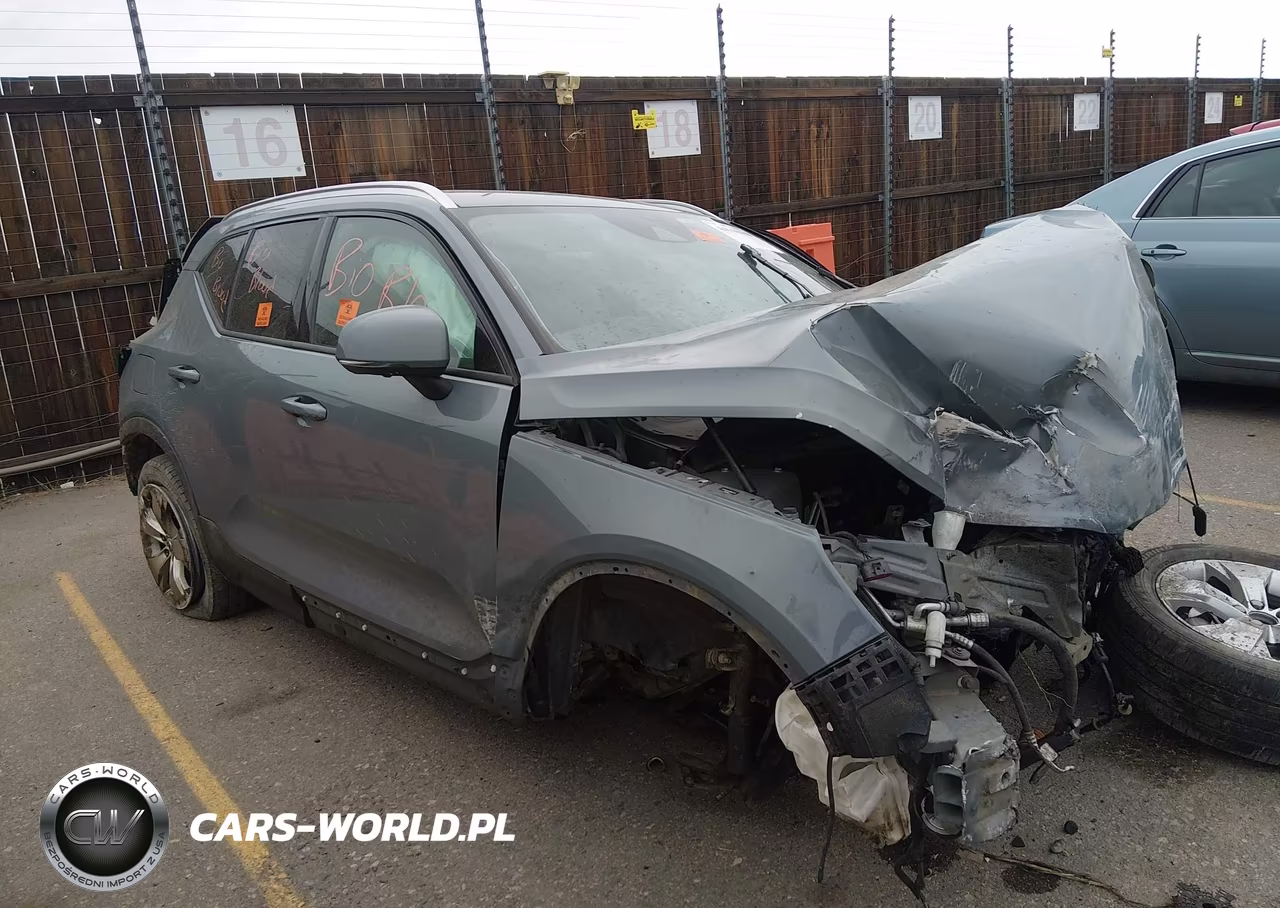 2021 Volvo Xc40 T5 Momentum VIN:YV4162UK4M2602479 - 14