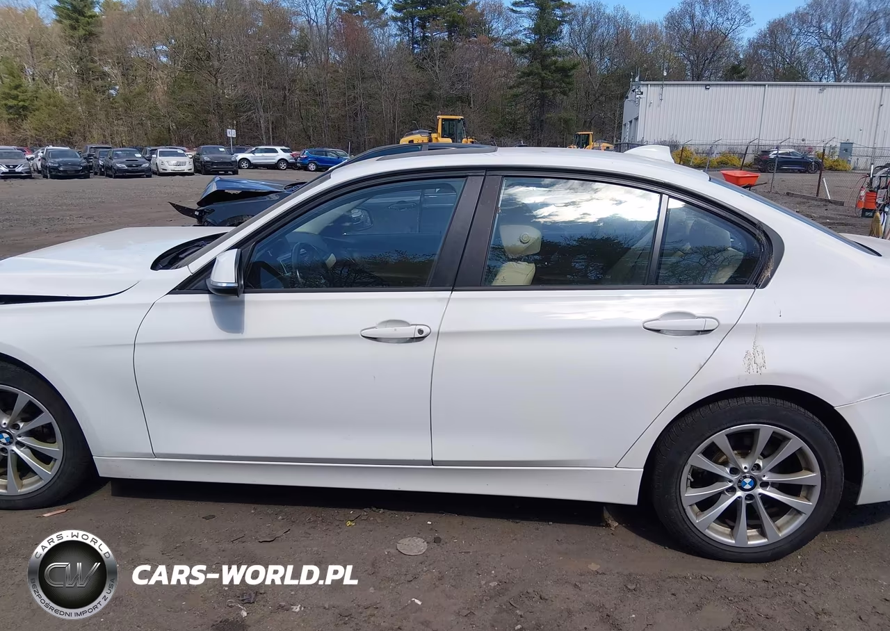 2017 BMW 320I xDrive VIN:WBA8A3C56HK691122 - 13