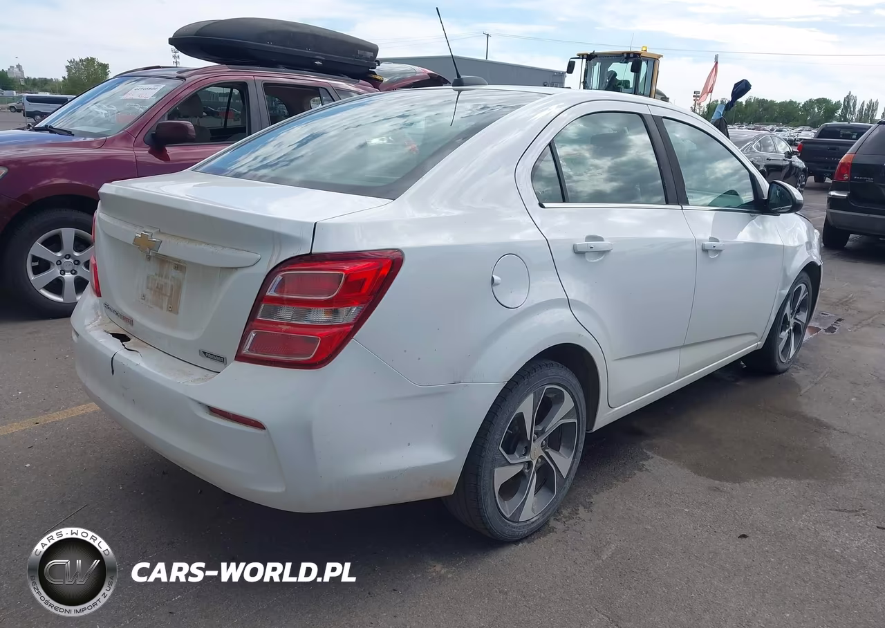 2017 Chevrolet Sonic Premier Auto VIN:1G1JF5SB0H4118786 - 4