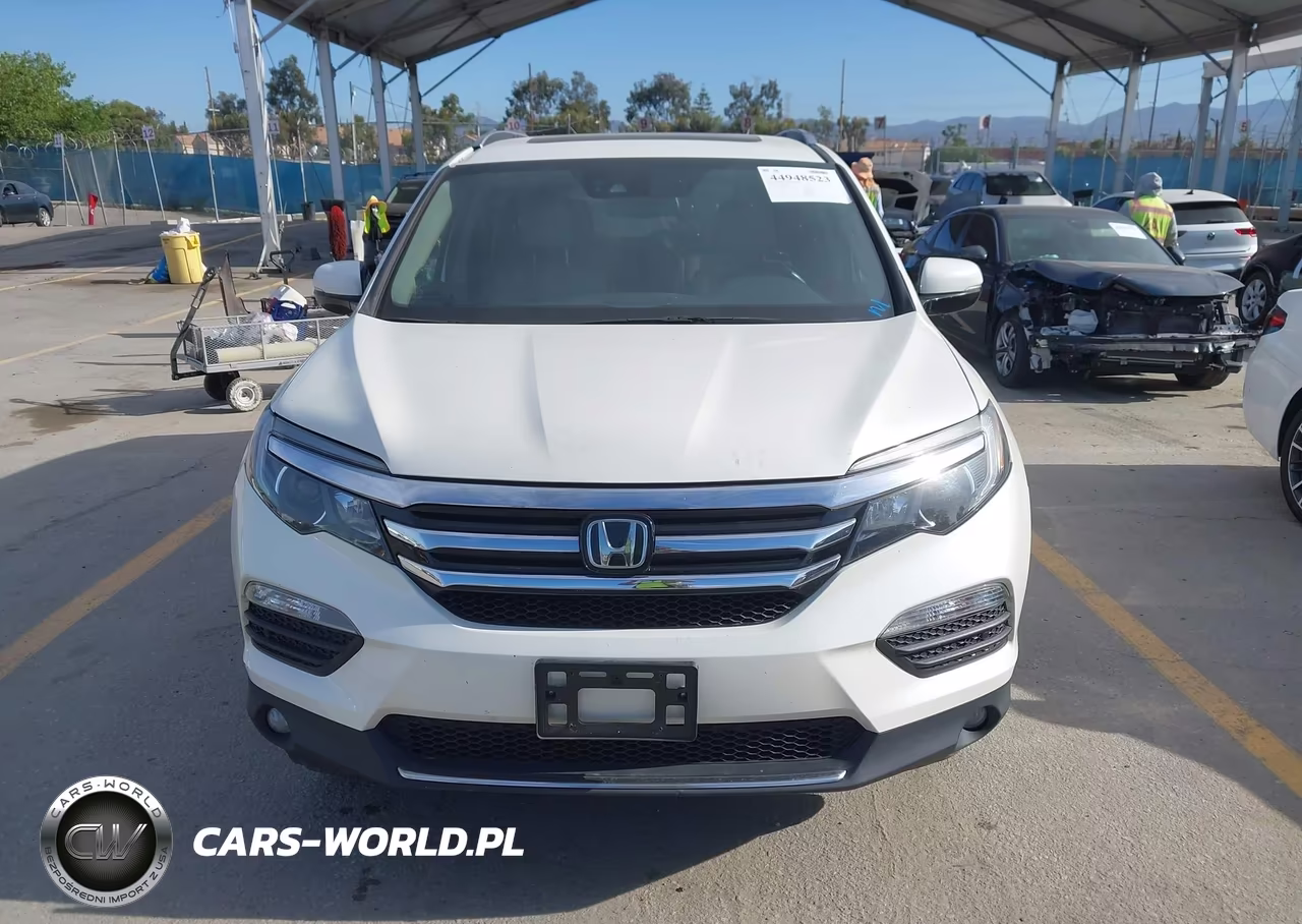 2017 Honda Pilot Elite VIN:5FNYF6H03HB032396 - 12
