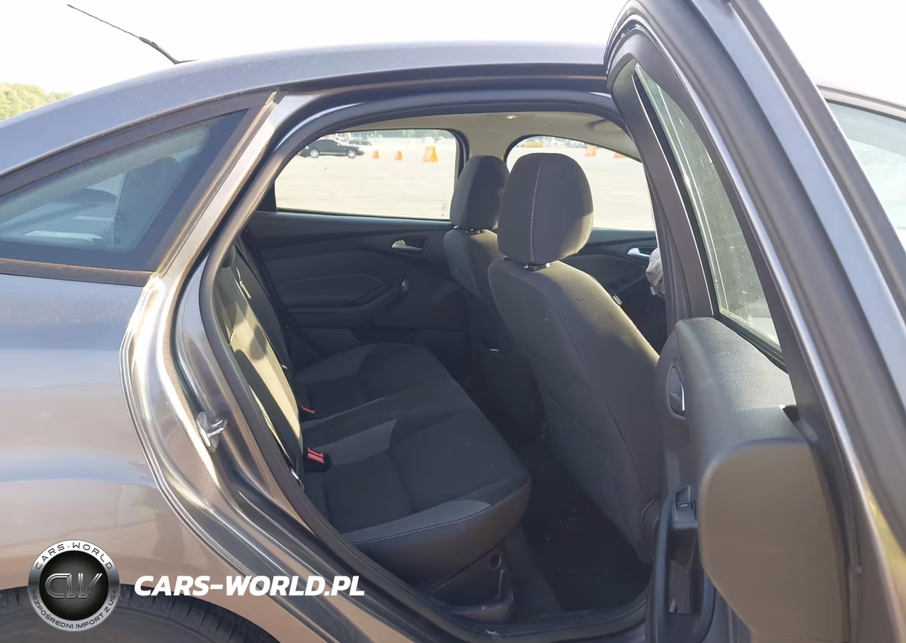 2014 Ford Focus Se VIN:1FADP3F23EL297624 - 8