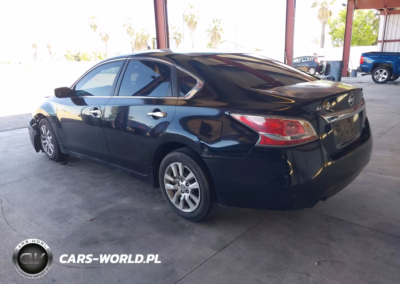 2014 Nissan Altima 2.5 S VIN:1N4AL3AP9EN230807 - 3