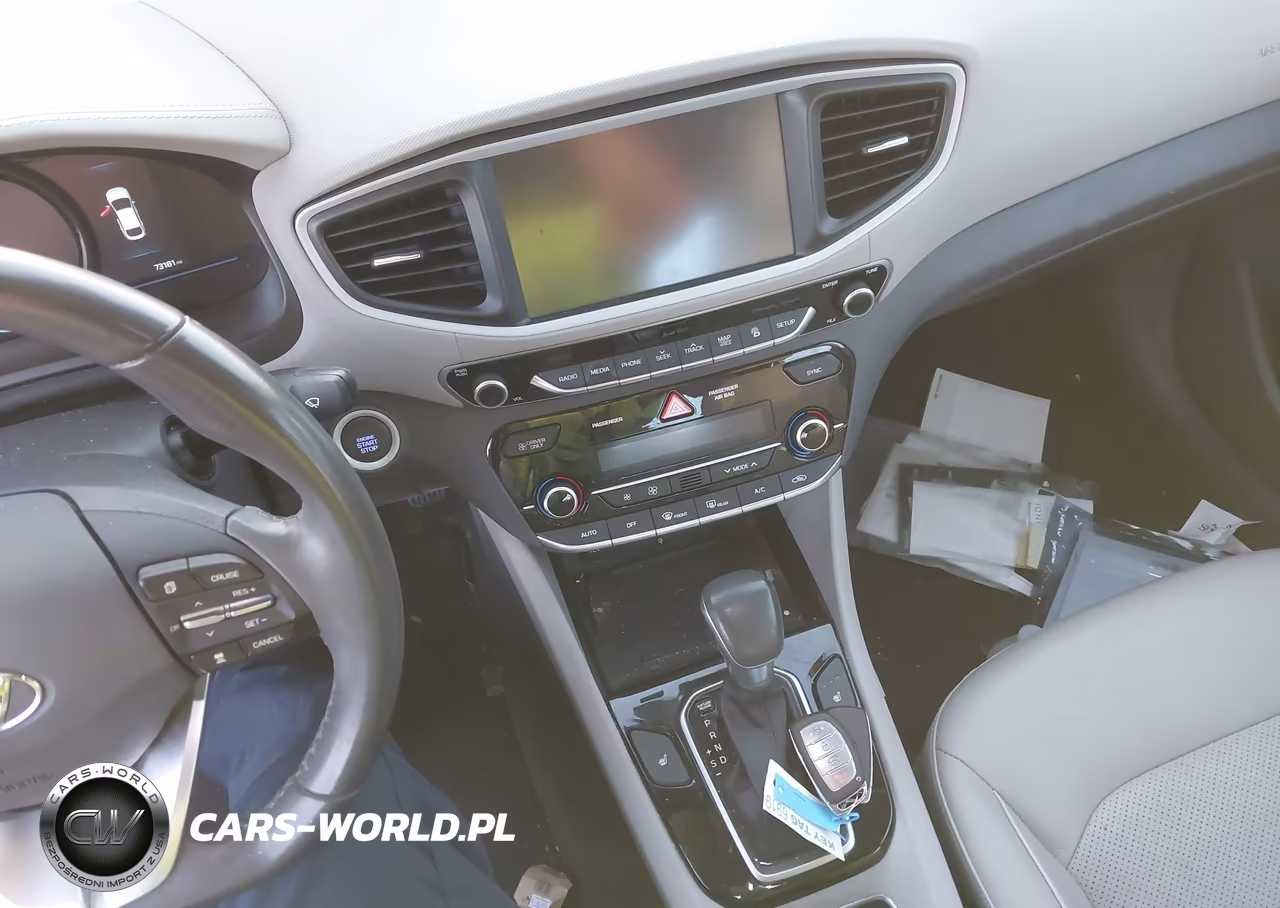 2017 Hyundai Ioniq Hybrid Limited VIN:KMHC05LC5HU036380 - 11