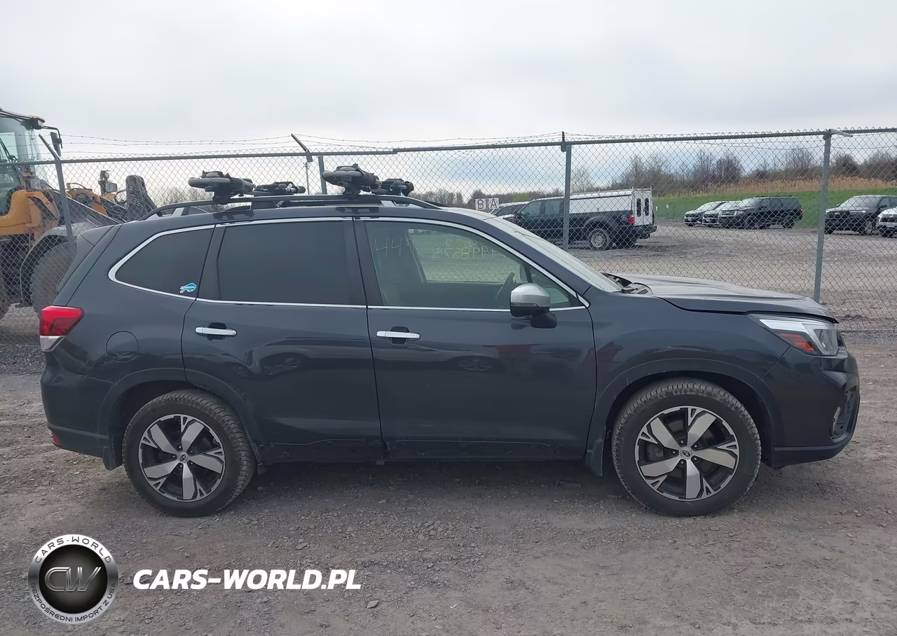 2019 Subaru Forester Touring VIN:JF2SKAWC8KH527123 - 14