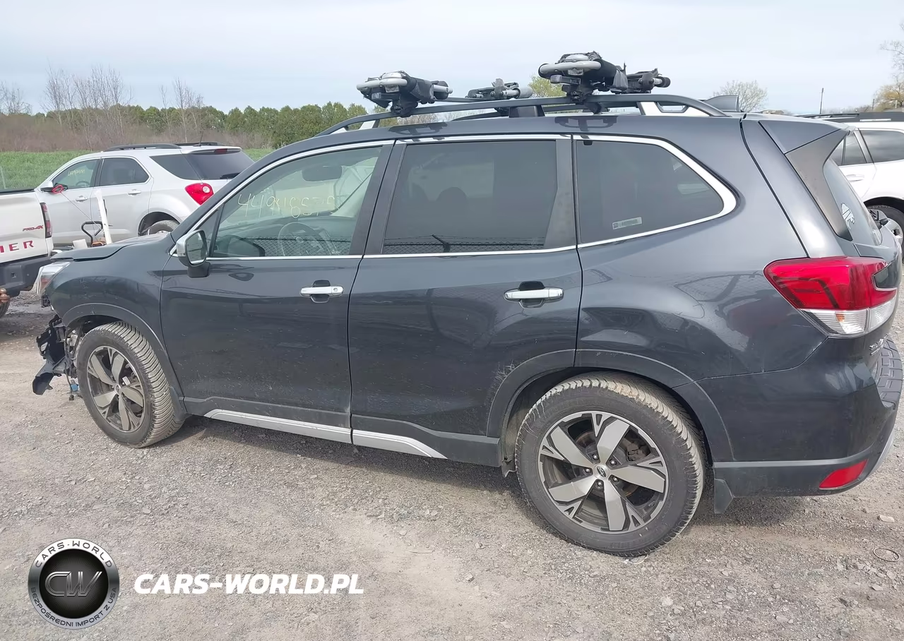 2019 Subaru Forester Touring VIN:JF2SKAWC8KH527123 - 15