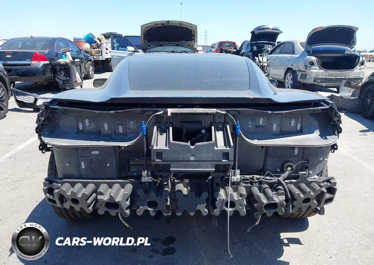 2015 Chevrolet Corvette Stingray VIN:1G1YC2D78F5109386 - 19