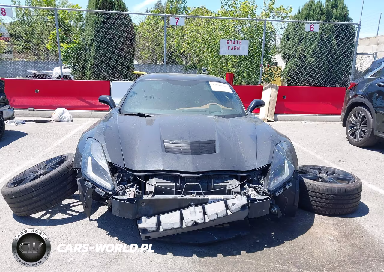 2015 Chevrolet Corvette Stingray VIN:1G1YC2D78F5109386 - 6