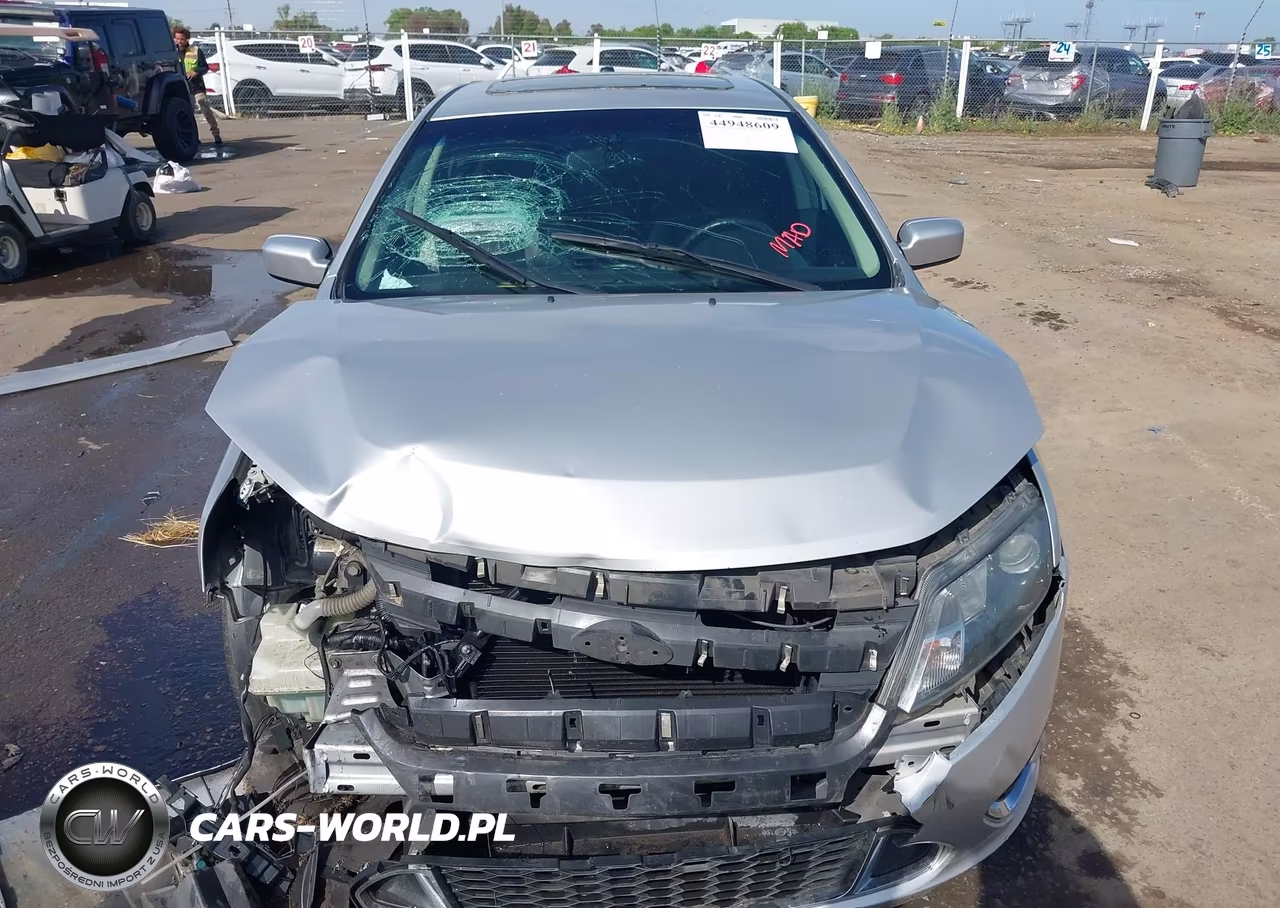 2010 Ford Fusion Sport VIN:3FAHP0KC8AR260370 - 12