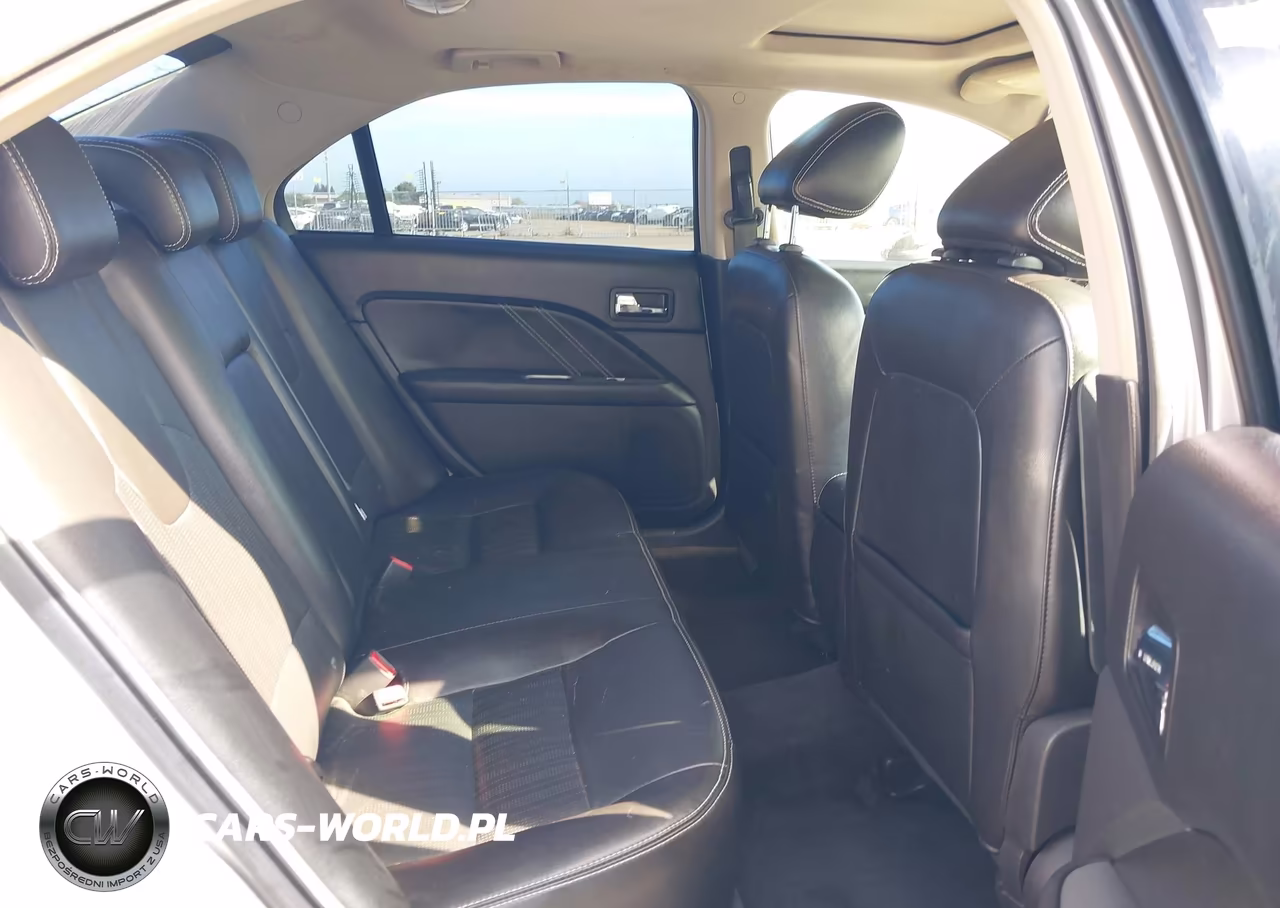 2010 Ford Fusion Sport VIN:3FAHP0KC8AR260370 - 8