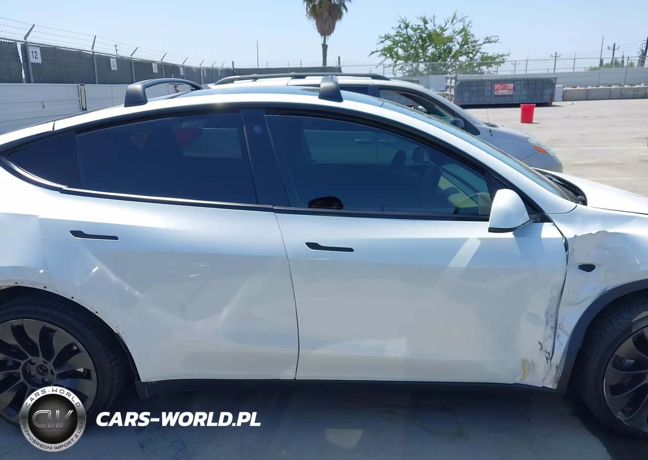 2021 Tesla Model Y Long Range Dual Motor All-Wheel Drive VIN:5YJYGDEE2MF097364 - 13