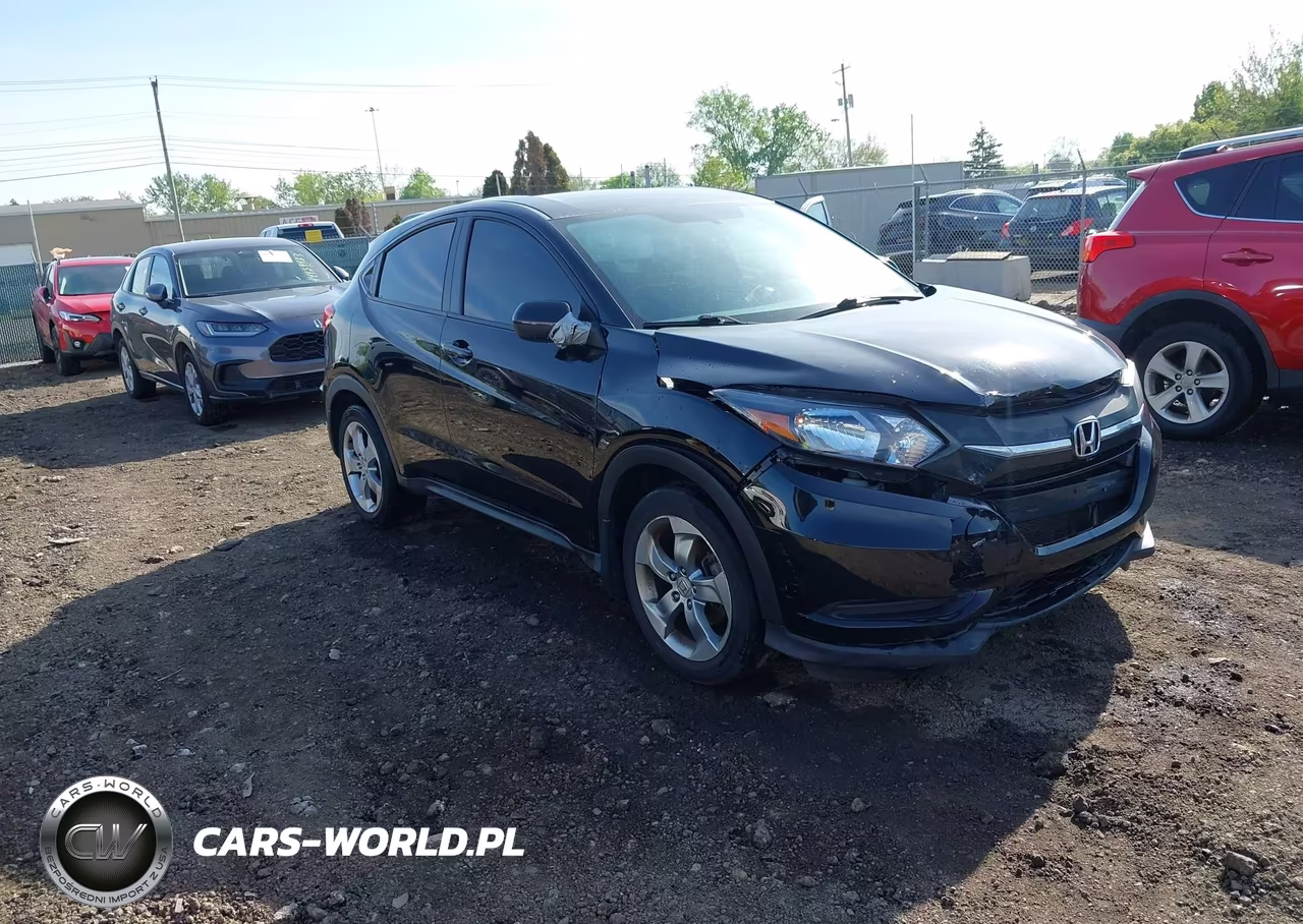 2017 HONDA HR-V LX