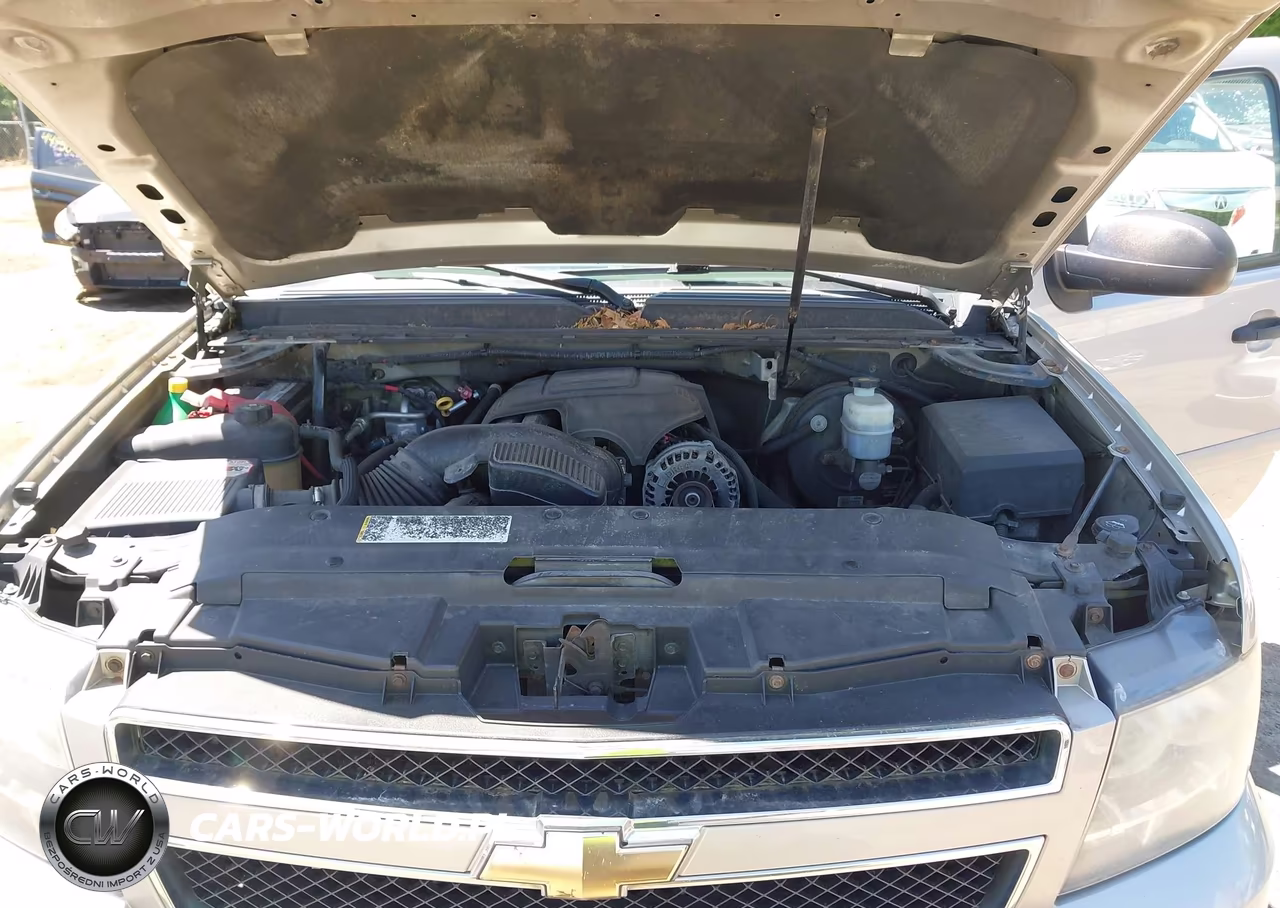 2008 Chevrolet Suburban 1500 Ls VIN:3GNFK16378G187618 - 10
