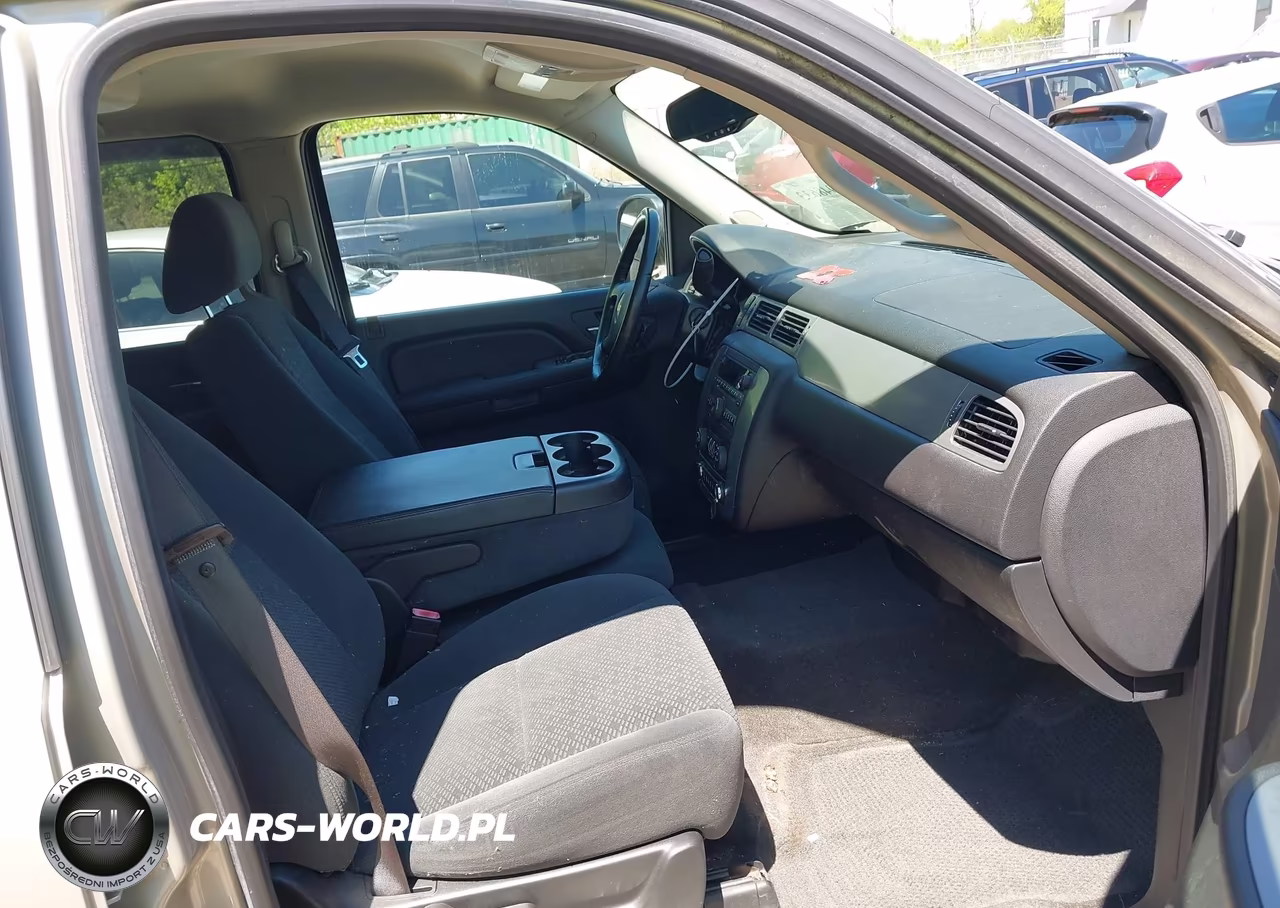 2008 Chevrolet Suburban 1500 Ls VIN:3GNFK16378G187618 - 5