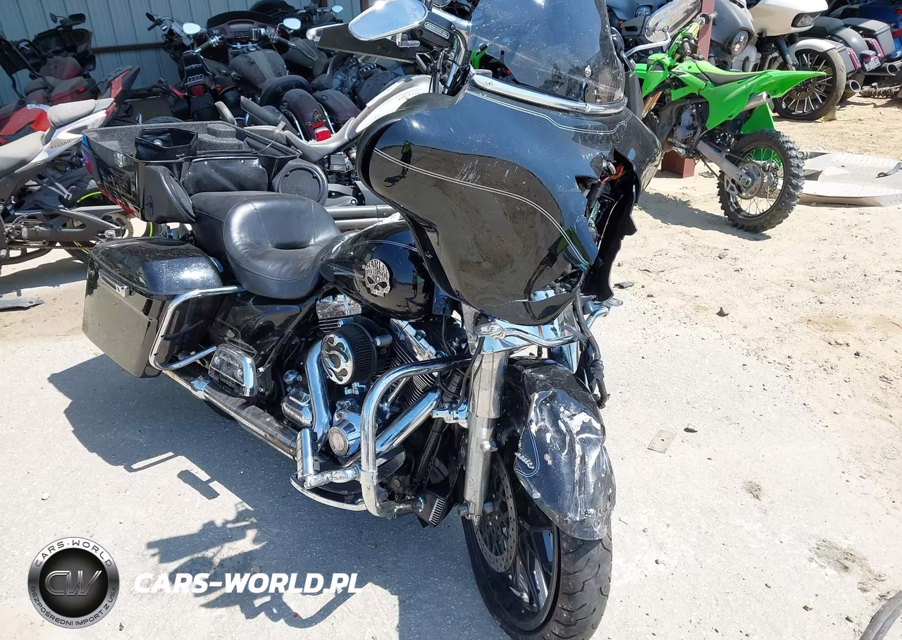 2011 Harley-Davidson Flhtcu