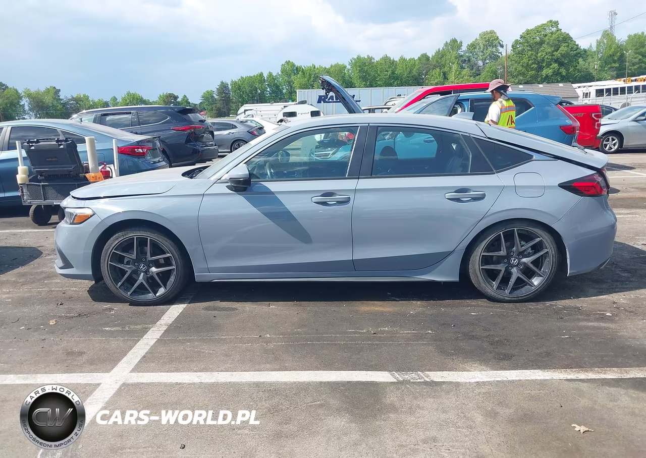 2024 Honda Civic Sport Touring VIN:19XFL1G88RE016227 - 14